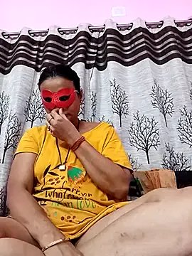 Gullapi on StripChat 