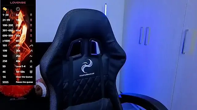 Freechat imlaiaaa on StripChat