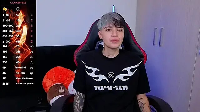 Freechat imlaiaaa on StripChat