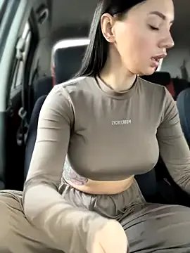 Freechat JulliaVegas on StripChat