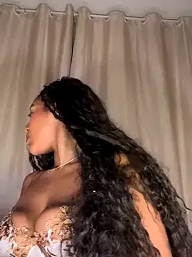 Kaiisa_ on StripChat 