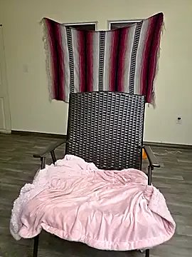 Freechat LacyLaurent on StripChat