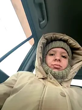 Freechat LikaCat on StripChat