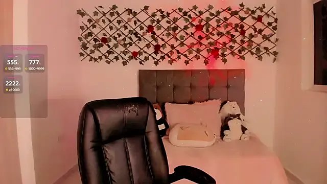 Lilith_Miller21 on StripChat 