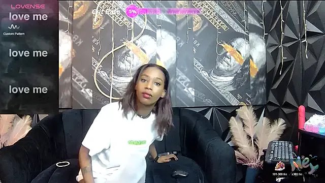 Freechat Lilmisbaddyxxx on StripChat