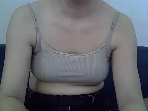 Freechat Lovelyx0x on StripChat