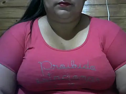 MARRENTINHA34 on StripChat 