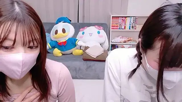 Group Mia--meow on StripChat