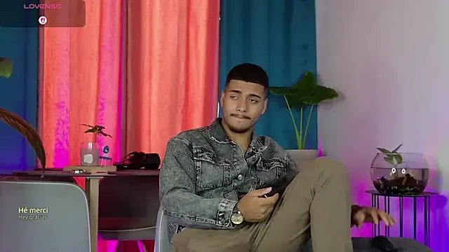 Freechat michel_g1 on StripChat