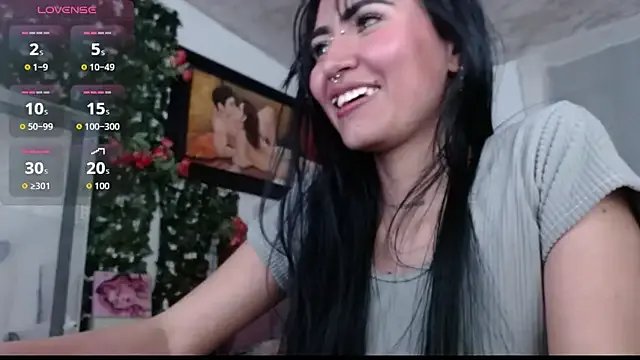 Freechat myomii_nixx on StripChat