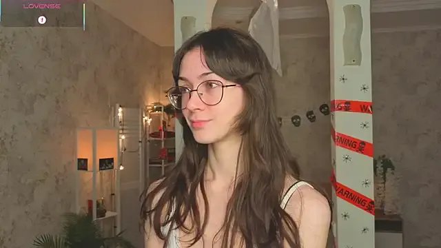 ReneeLippeatt on StripChat 