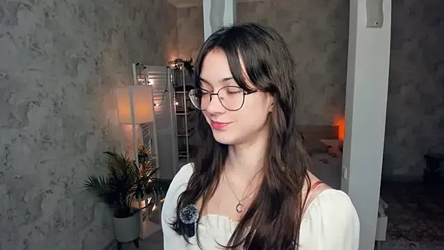 ReneeLippeatt on StripChat 