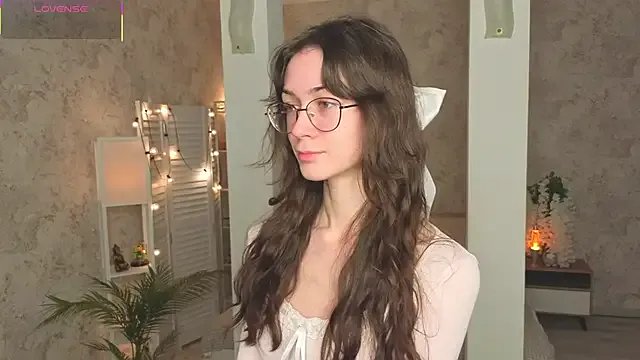 ReneeLippeatt on StripChat 