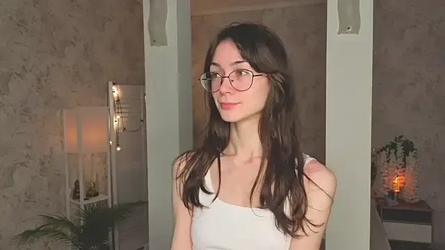 ReneeLippeatt on StripChat 