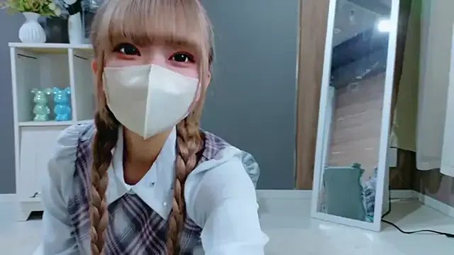 Group Rinka_Icup_xx on StripChat