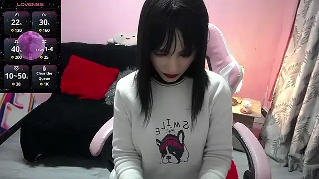 Freechat sailor_moon07 on StripChat