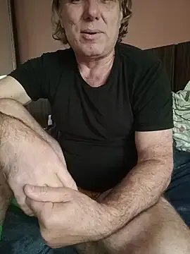 Saysomething3 on StripChat 