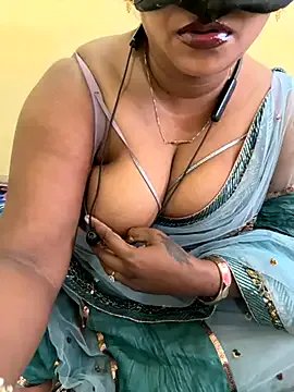 Freechat Sexyhotyrani on StripChat