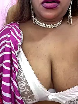 Freechat Sexyhotyrani on StripChat