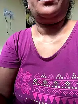 Freechat Sexyhotyrani on StripChat