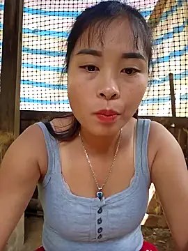 Freechat Squirrel-Pear on StripChat