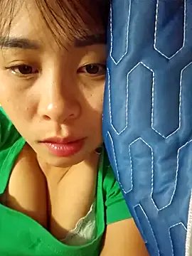 Freechat Squirrel-Pear on StripChat