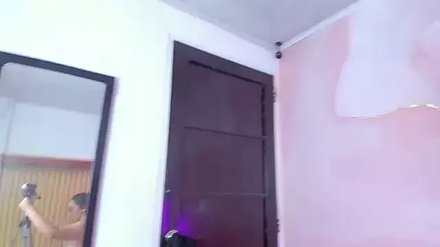 Private violet_taylor_ on StripChat