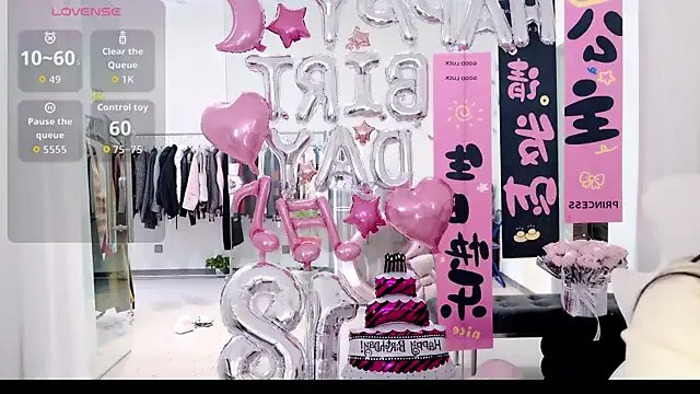 Freechat yangyang-777 on StripChat