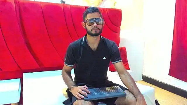 YEFERSON_SCOTT on StripChat 