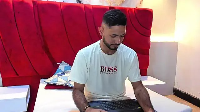 YEFERSON_SCOTT on StripChat 