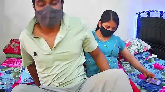 Freechat Younger_Couples on StripChat