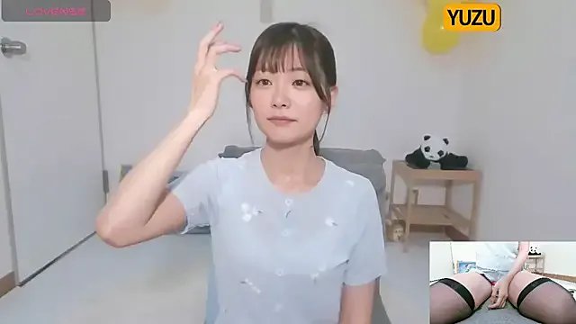 Freechat yuzukichi_jp on StripChat